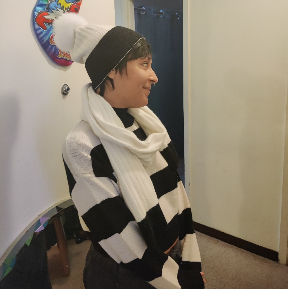 Loro Piana hat + scarf bundle NWT